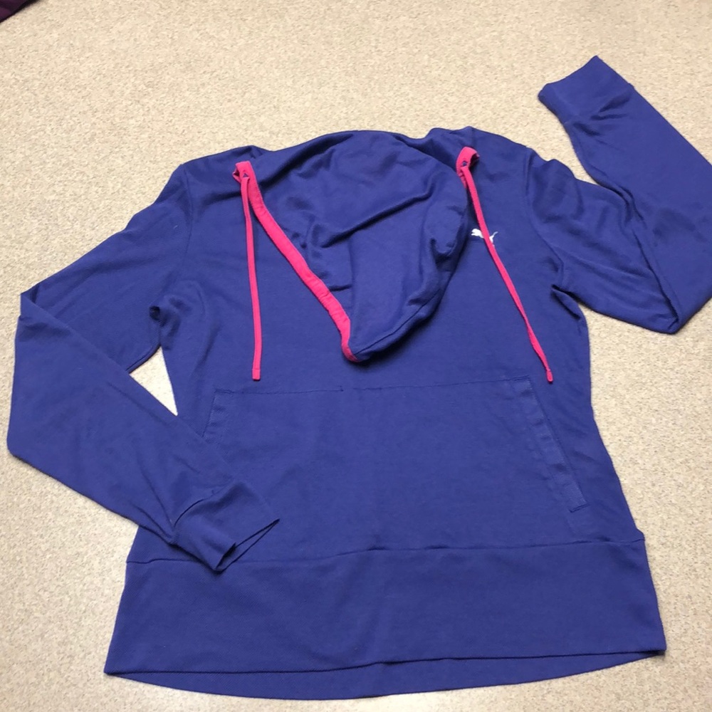 🌲🎁Puma pullover with hood